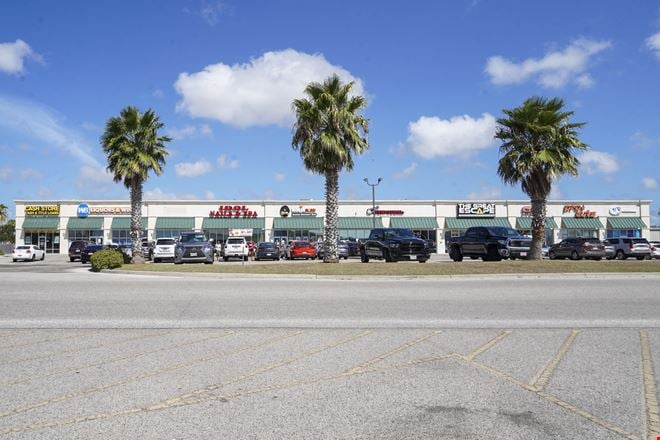 Preview of Retail space for Rent at 6181 Saratoga Blvd