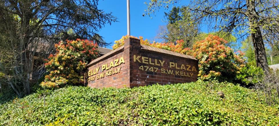 Kelly Plaza