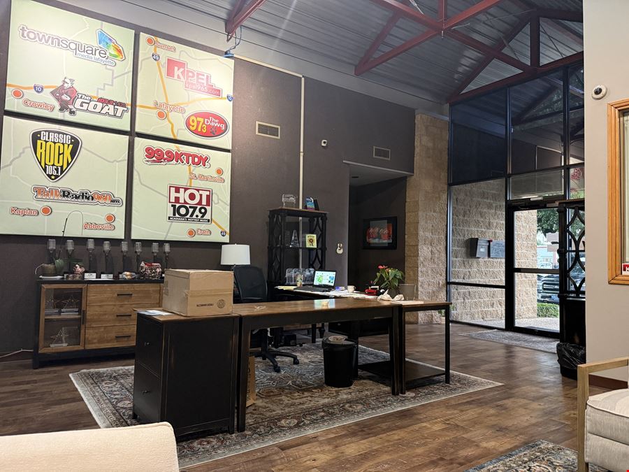 Long Term Net Leased Office Building