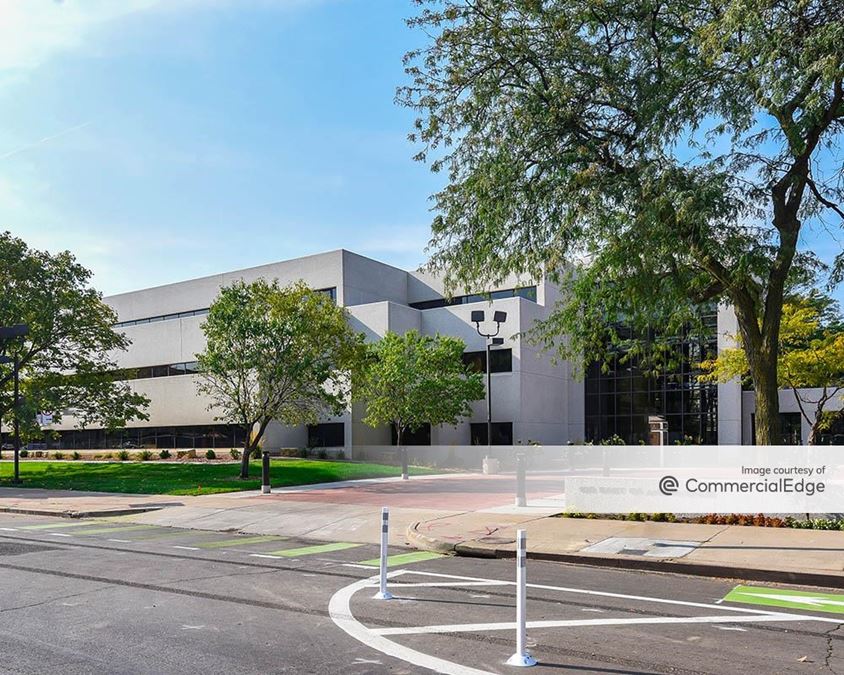 East Grand Office Park - 100 East Grand Avenue