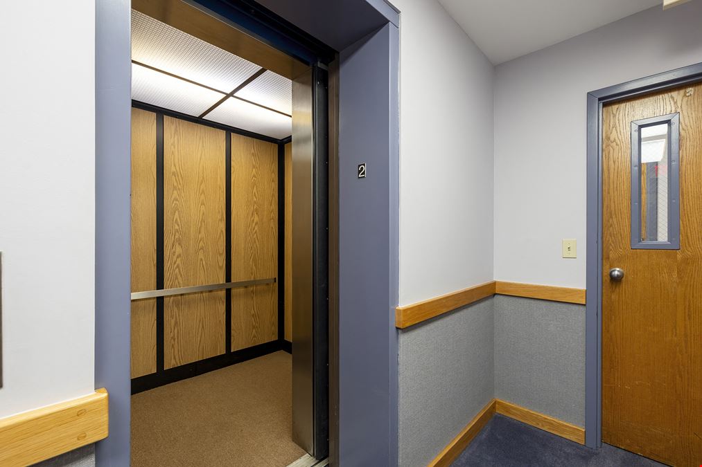 898 Ethan Allen Hwy Private Suites