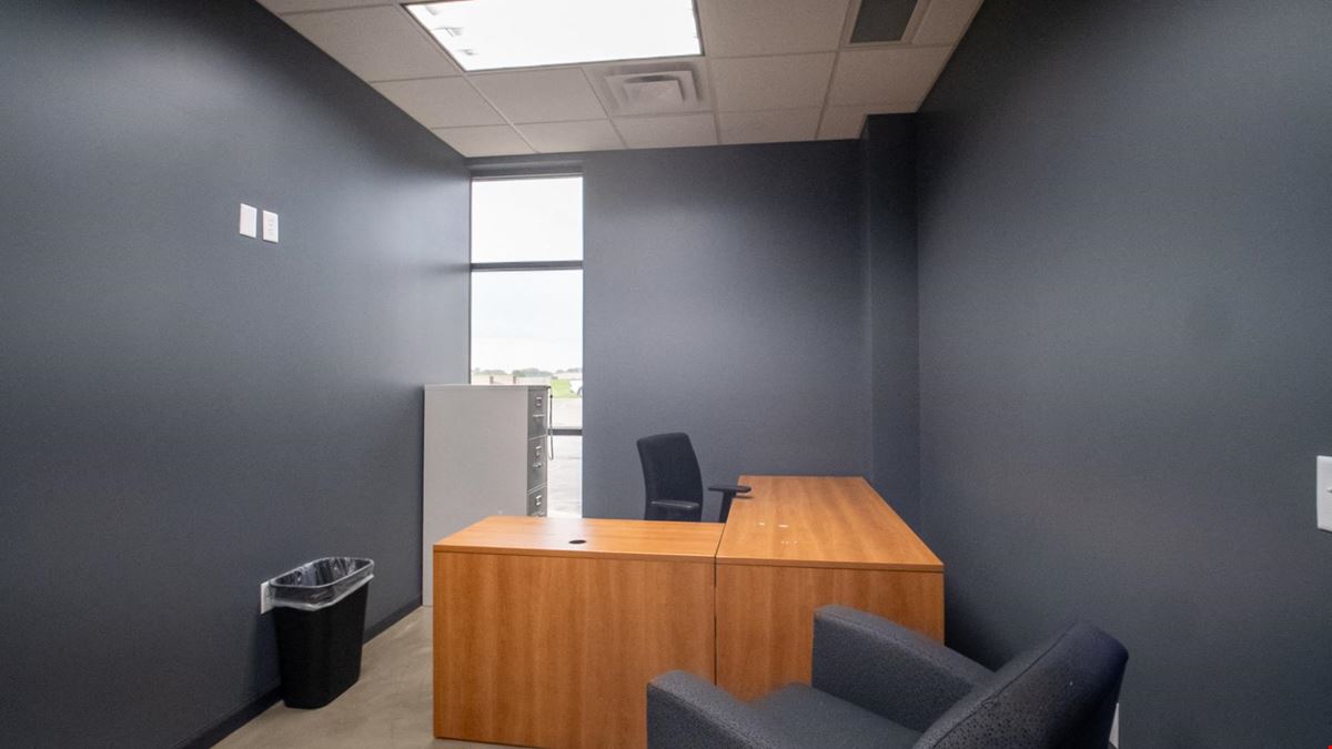 Professional Office Sublease Opportunity
