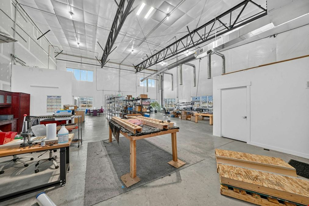 79 W 3100 N - Units A & C For Lease