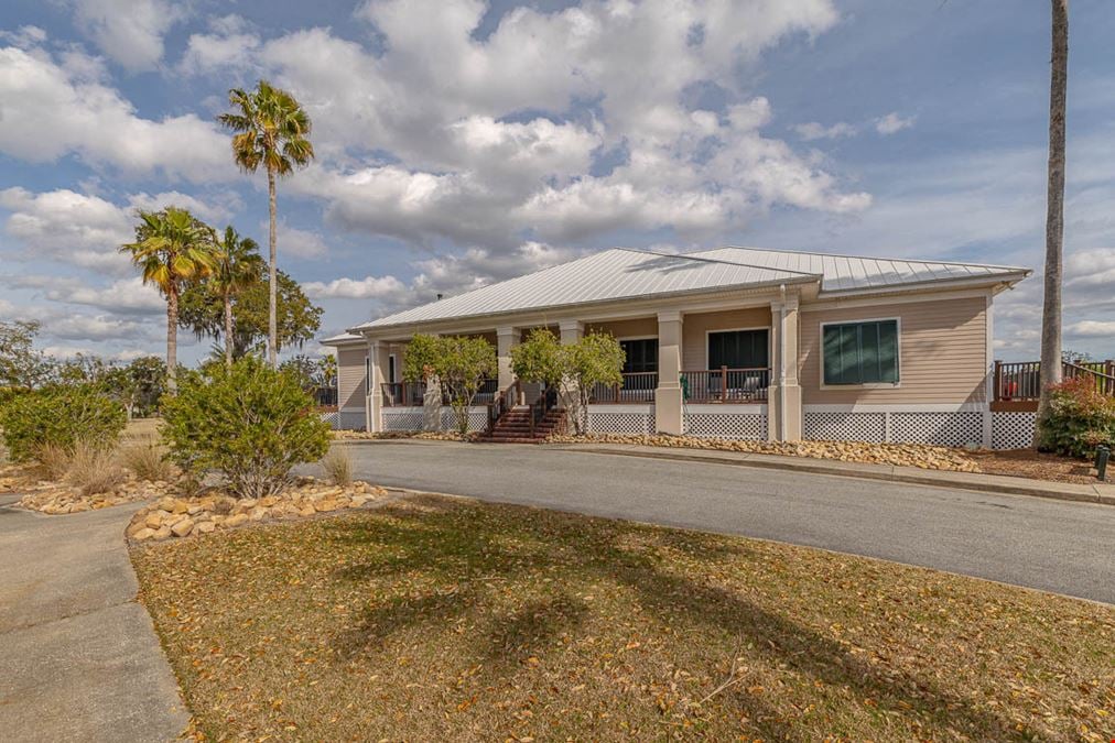 126 Clipper Bay