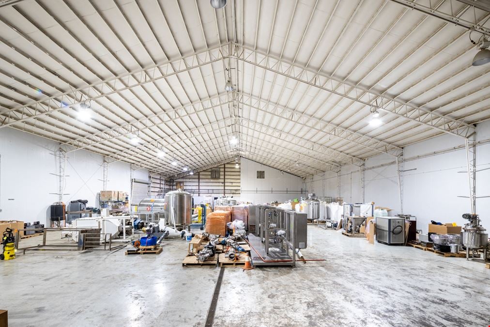 Former CBD Manufacturing Warehouse For Lease