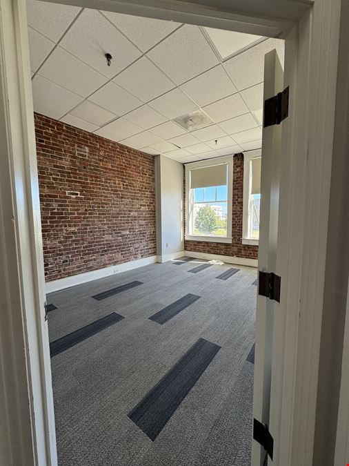 117 N State St #21