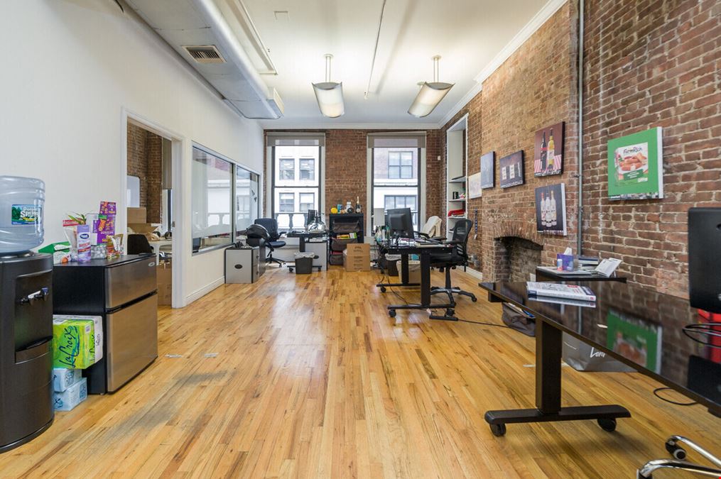 14 E 44th Street - Full Floor Office