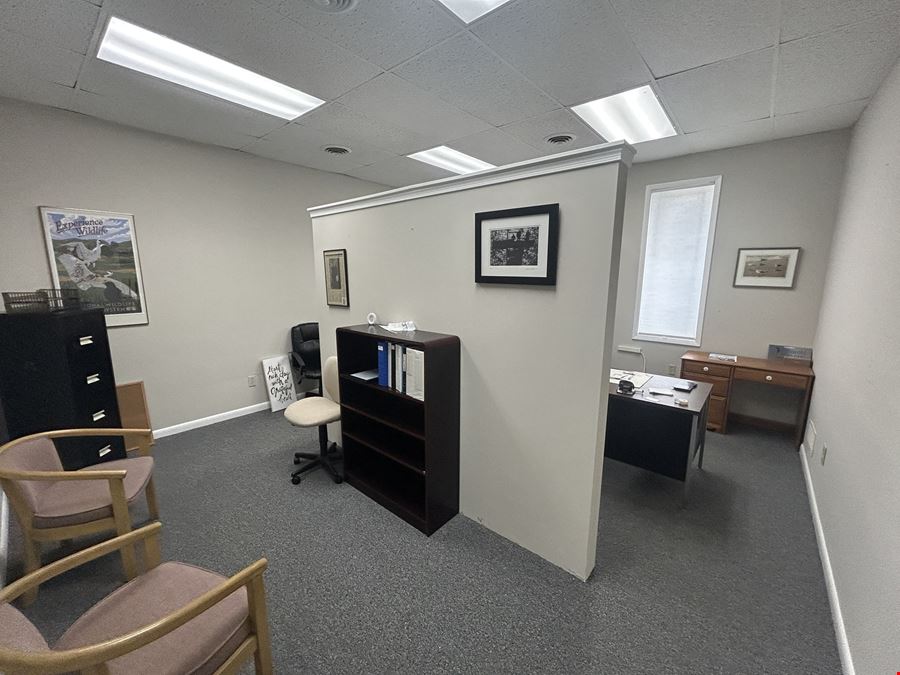East Market St. Private Offices