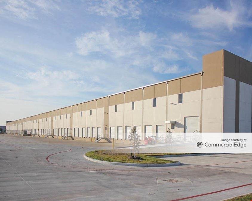 Port Crossing Commerce Center - Building B1