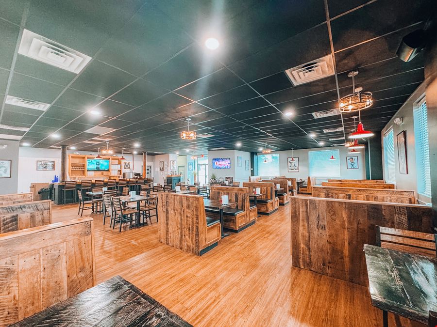 Newberry Turn-Key Restaurant w/Real Estate