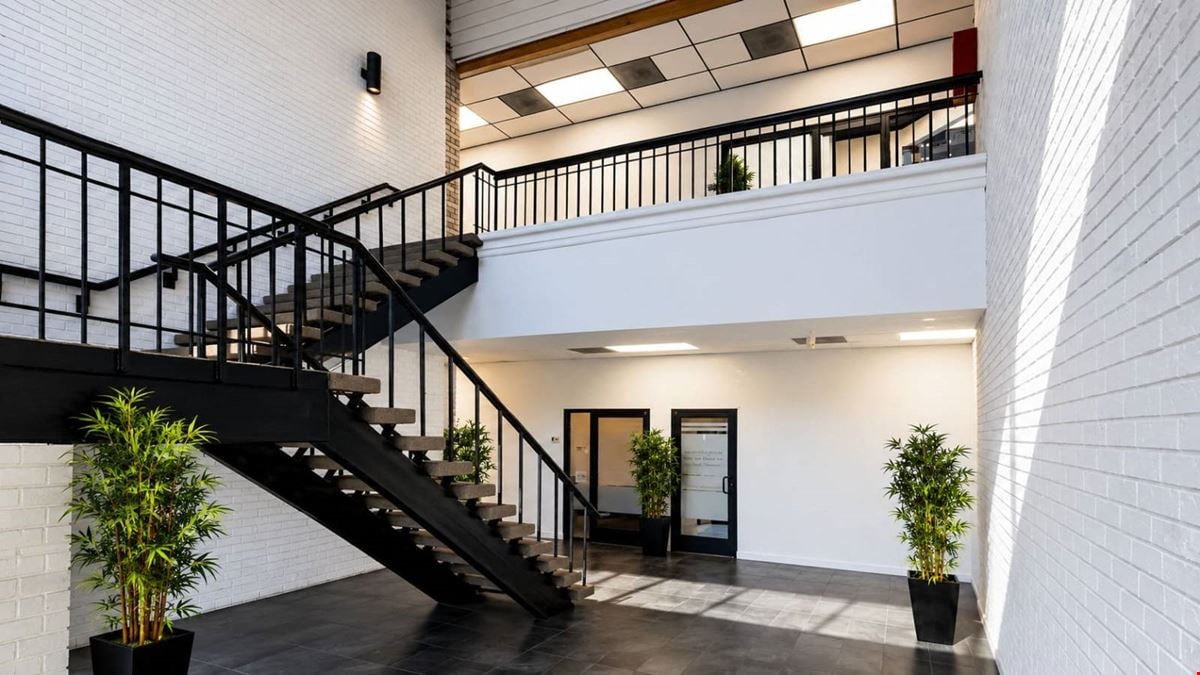 2210 E Central Texas Expy, #Suite 204