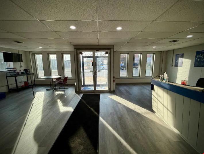 644 E Michigan Ave