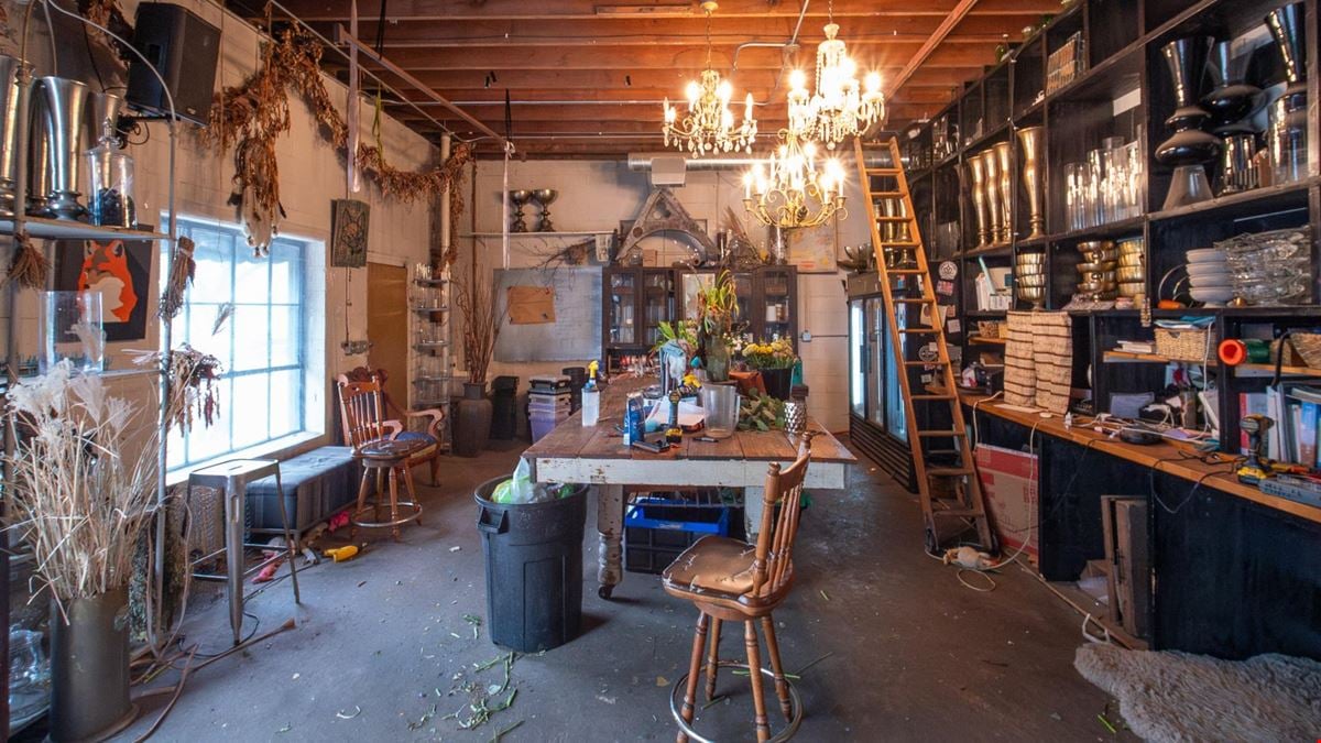 Northwest Creative Studio & Garden Suite
