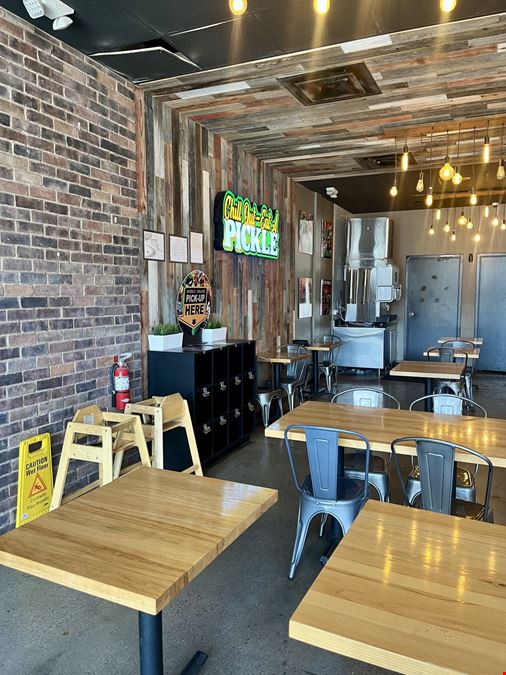 Endcap Turn Key Restaurant for SUBLEASE