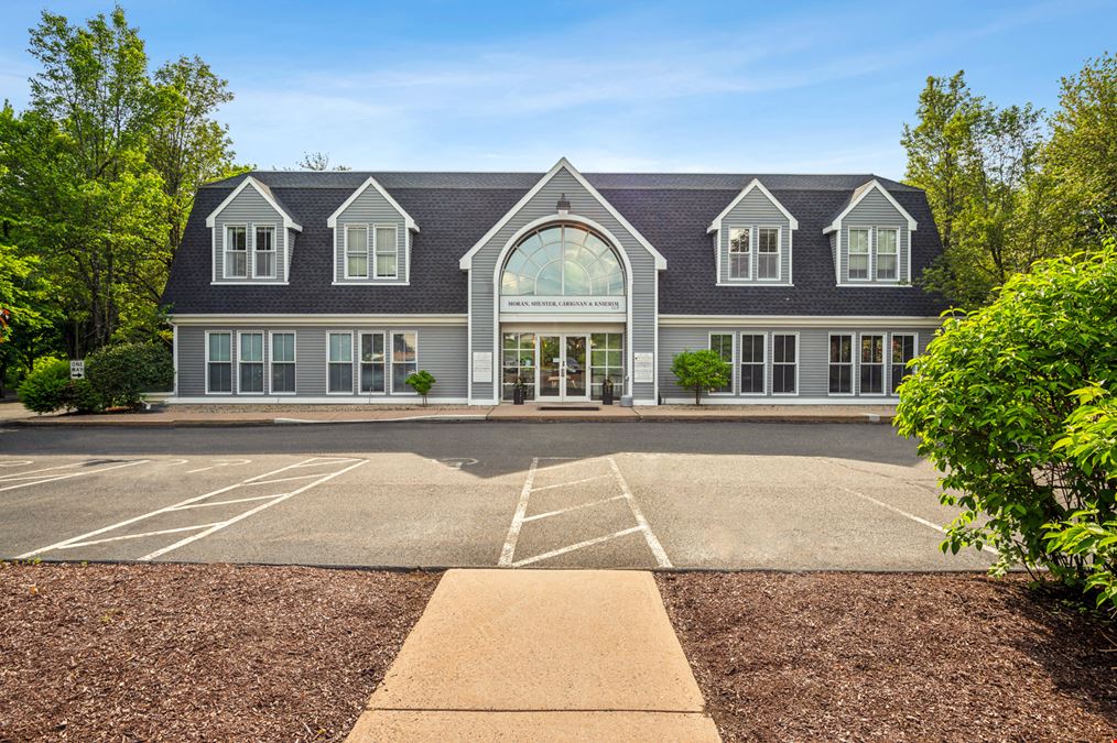 111 Simsbury Rd, Unit 4