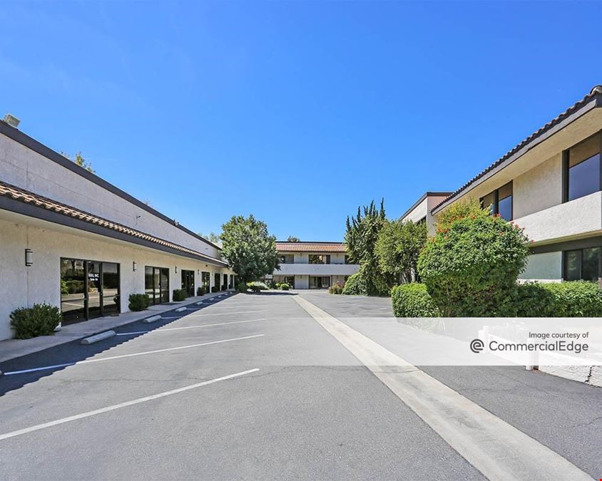 Calabasas Center - 26540 & 26560 Agoura Road