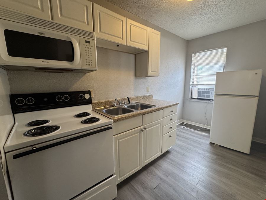 152 & 162 S Dipper Ln