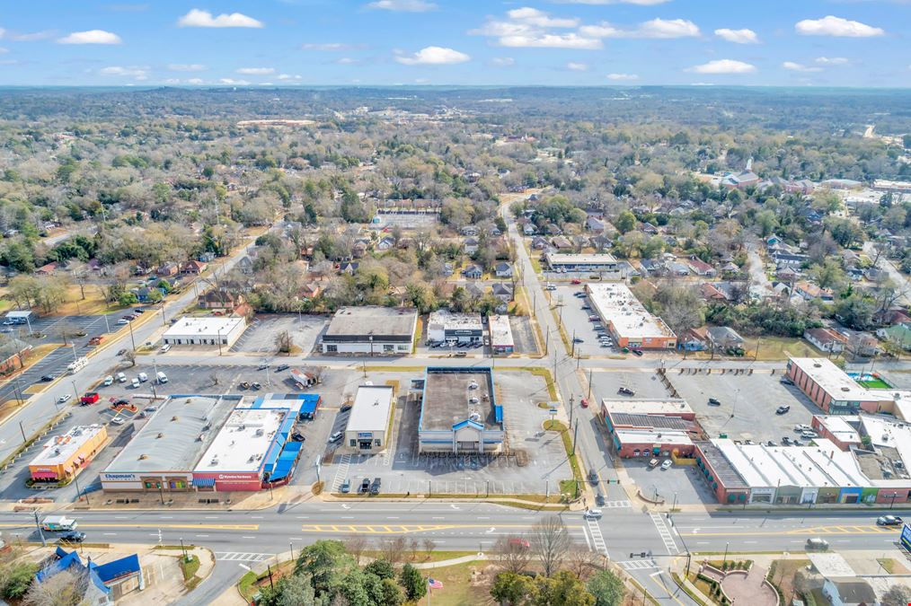 1.22 Acres | 10,980 SF Retail | 21,600 VPD | 3X Full Motion
