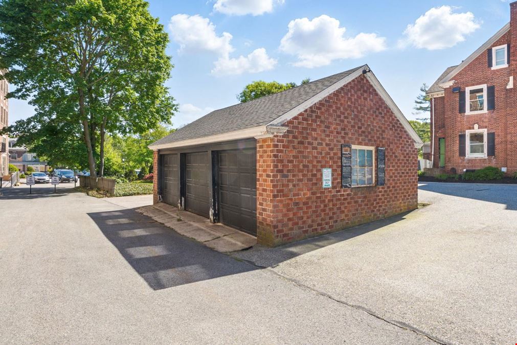 6 Windsor Street, Andover, MA 01810