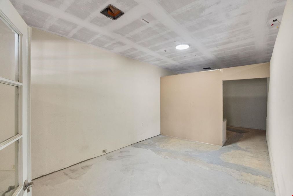 42462 Rancho Mirage Ln.
