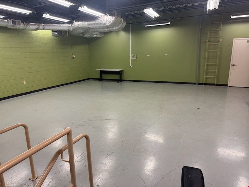 Upstairs Office Suites for Lease