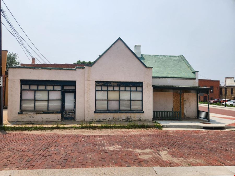 201 S Commercial St