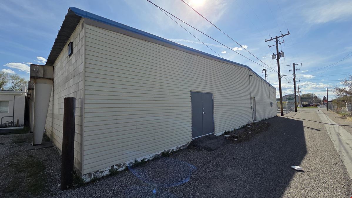 180 W Main St