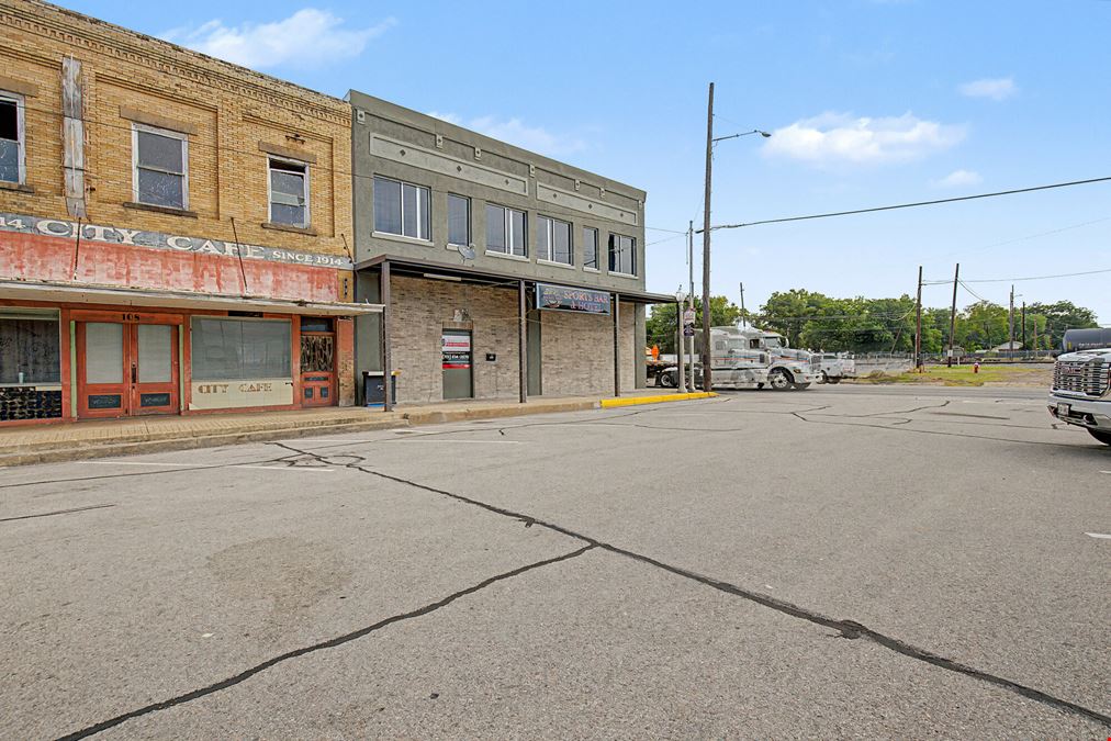Corner-Lot Commercial Asset in Downtown Hearne