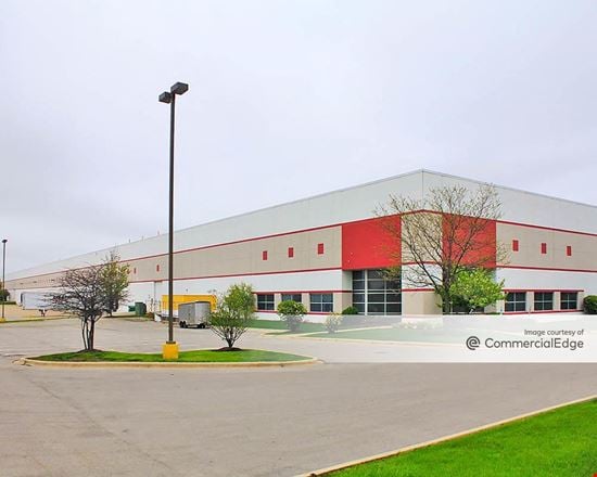 Preview of Industrial space for Rent at 135-195 East Elk Trail