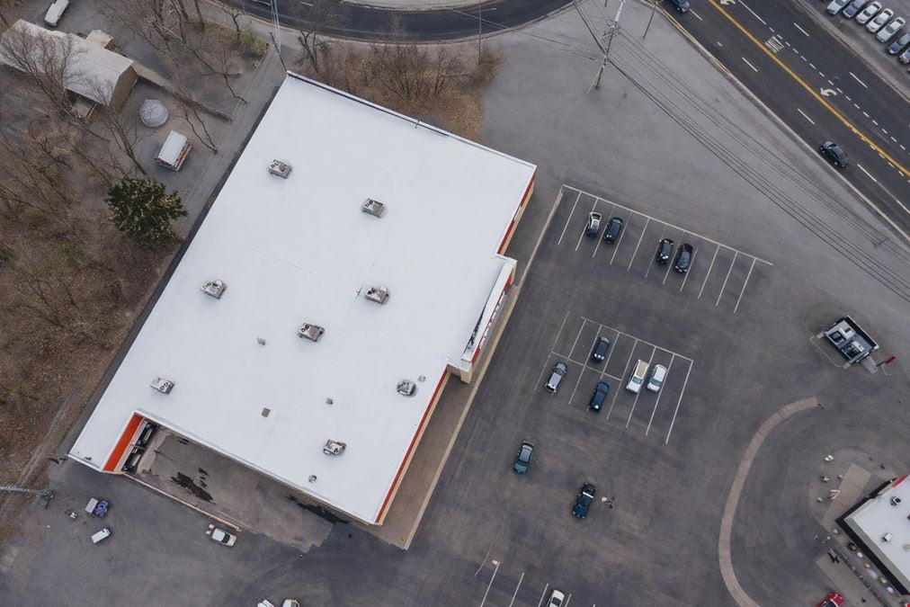 2 Plaza Dr-Staples Box