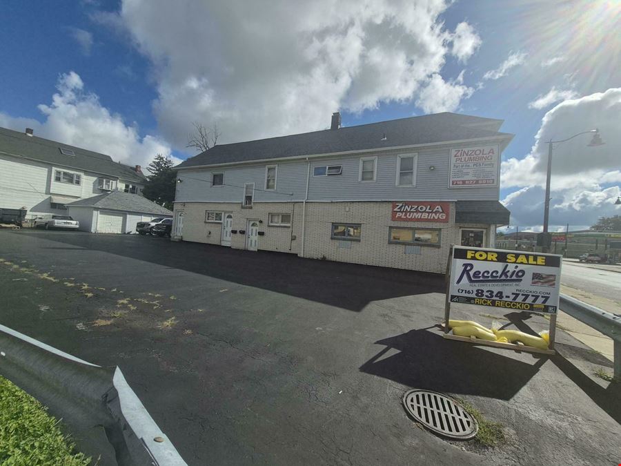 1758 Clinton St - 4,109+/- SF Mixed-Use Space