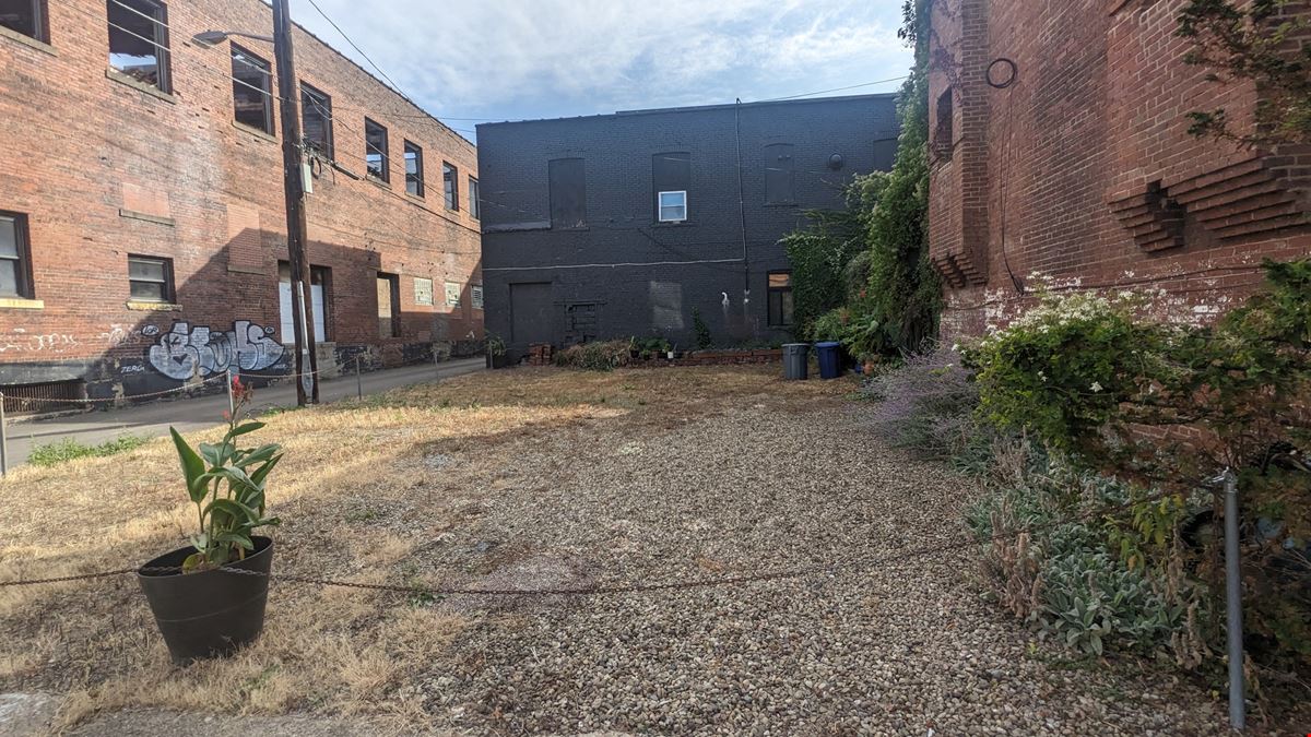 1112 Galveston Ave
