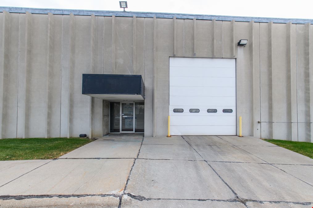 11005 E Cir