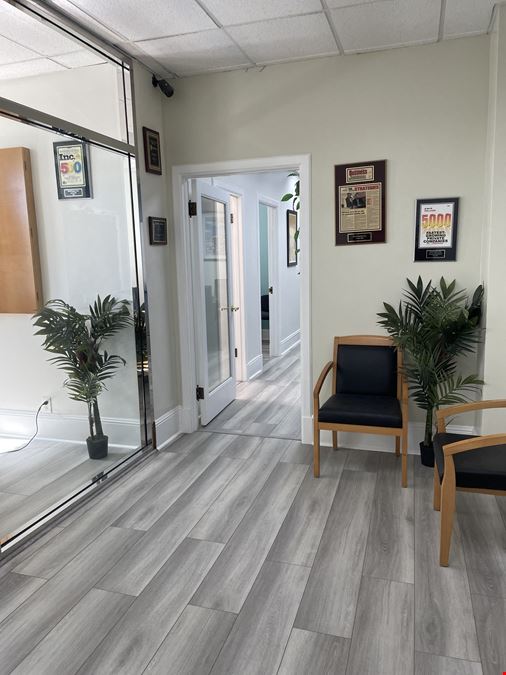 For Lease: Plus & Play Office Space in Union Sq., San Francisco - 490 Post, Suite 1625