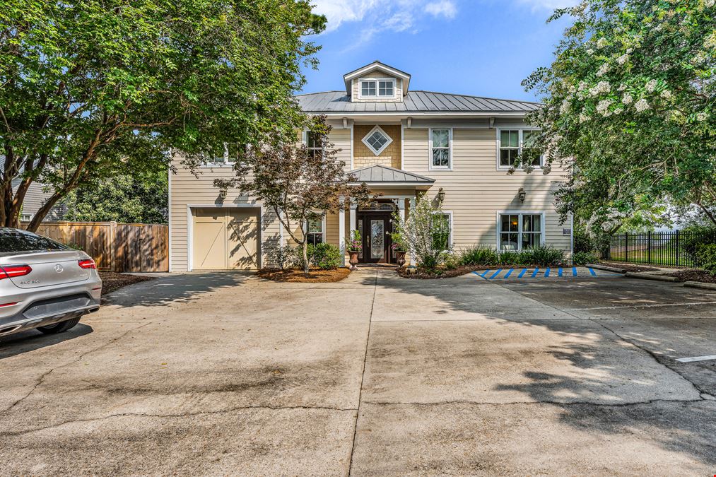 Emma’s Bayhouse Bed & Breakfast