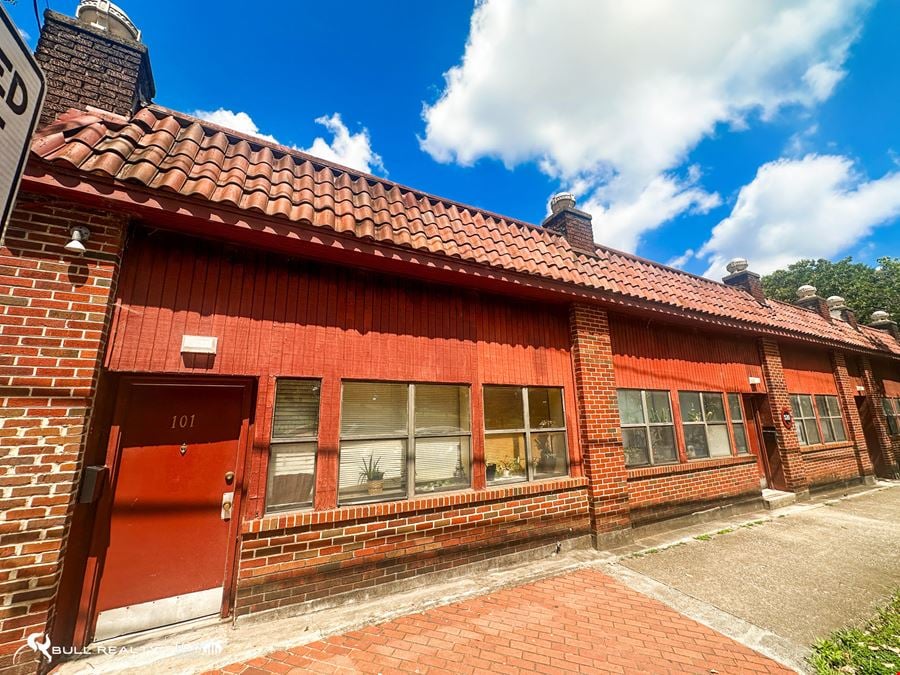 Unique Triplex in O4W Neighborhood (Atlanta)