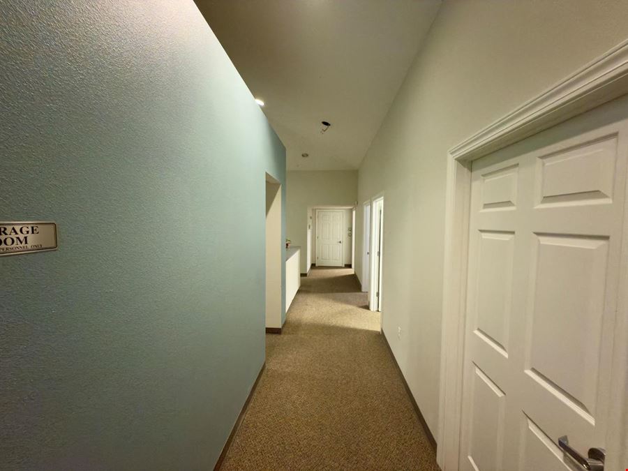 3,524 SF single-story Class B office building