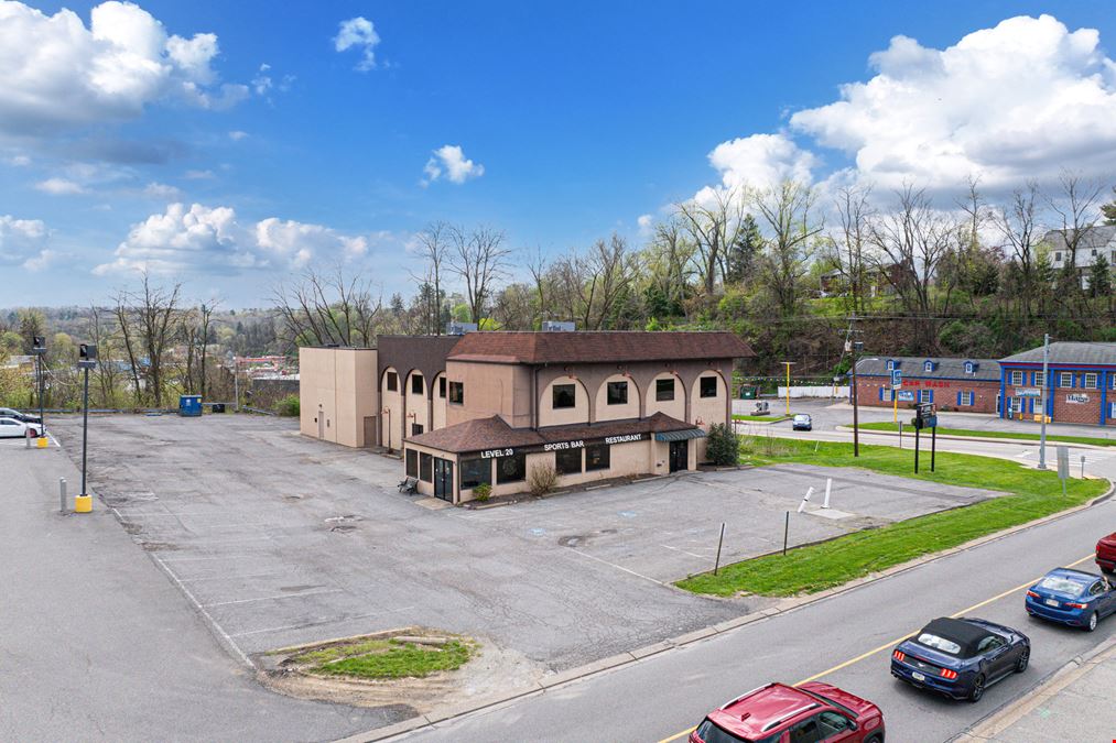 1033 Paxton Dr