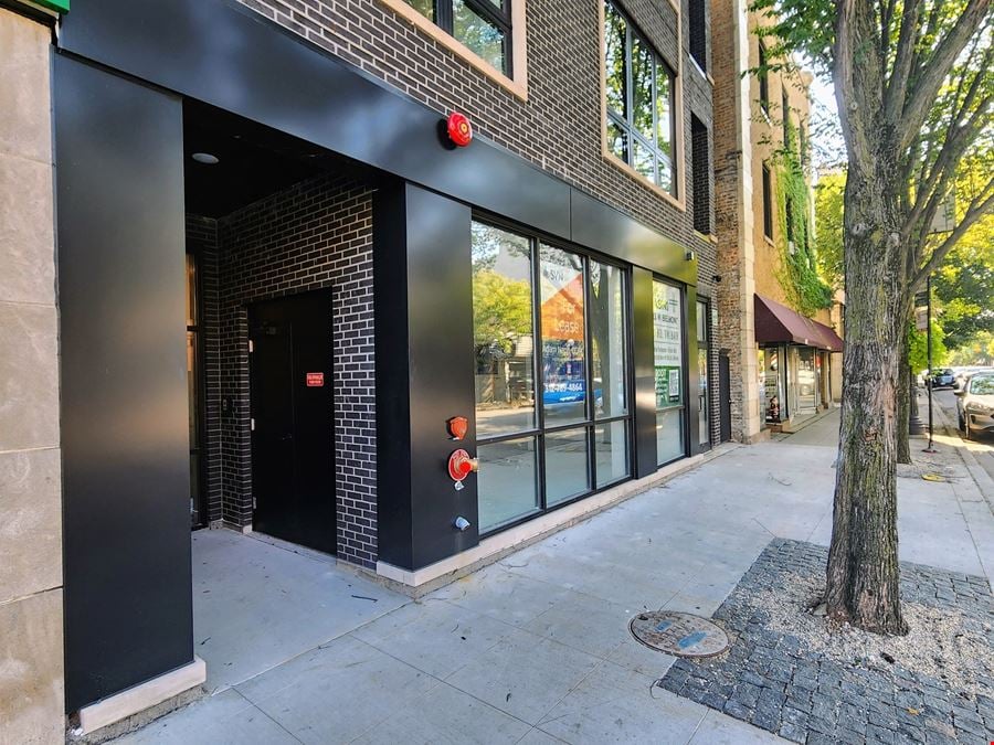 Lakeview | Retail Storefront For LEASE