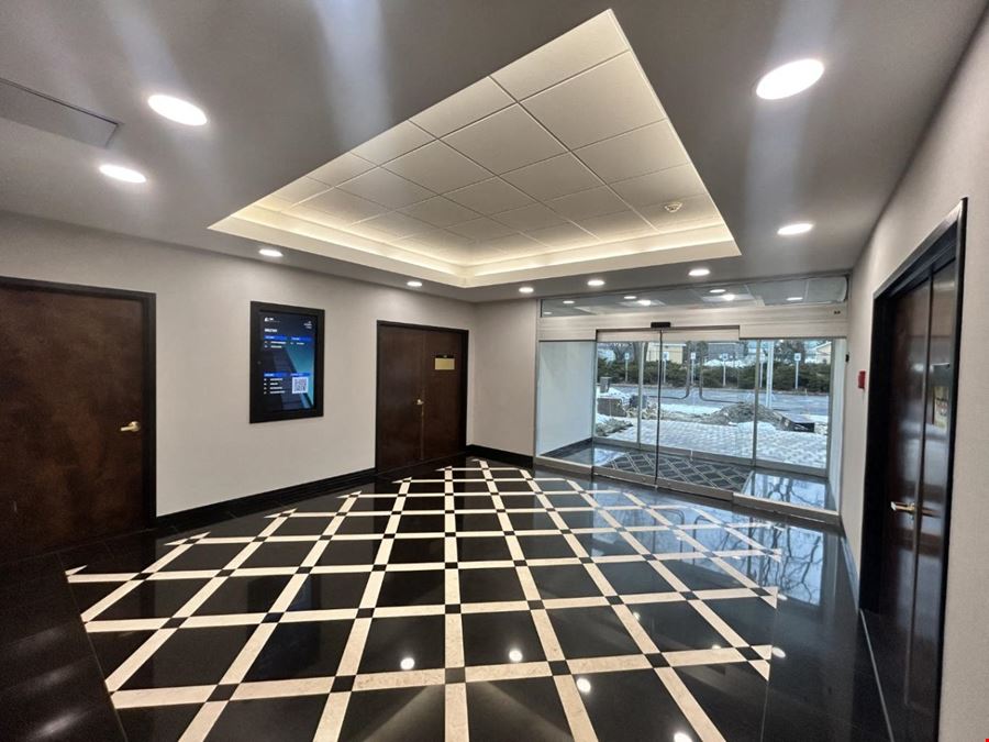 560 Broadhollow Road