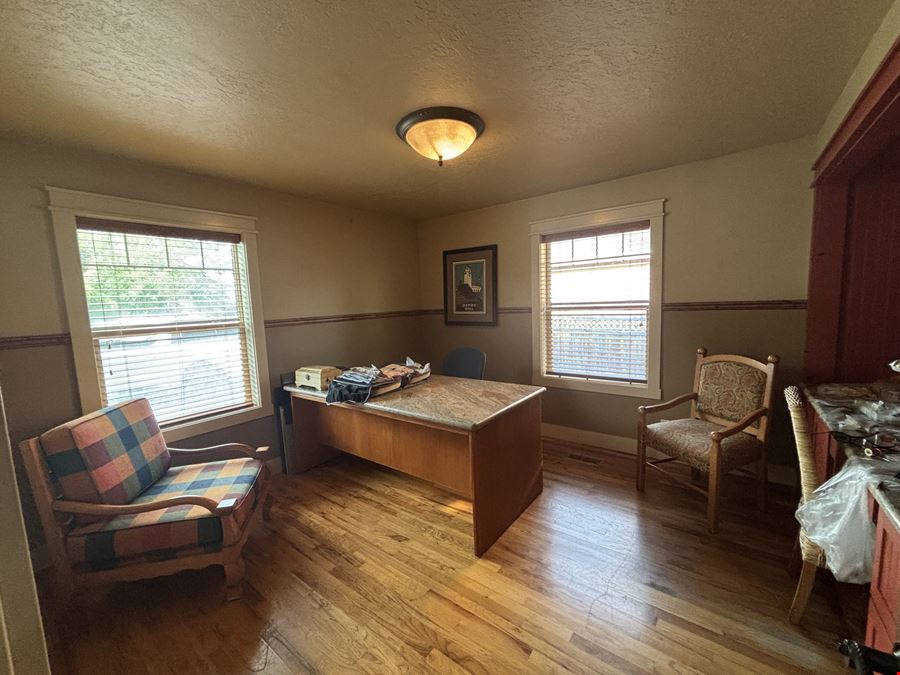 6951 N. Duncan Ln.