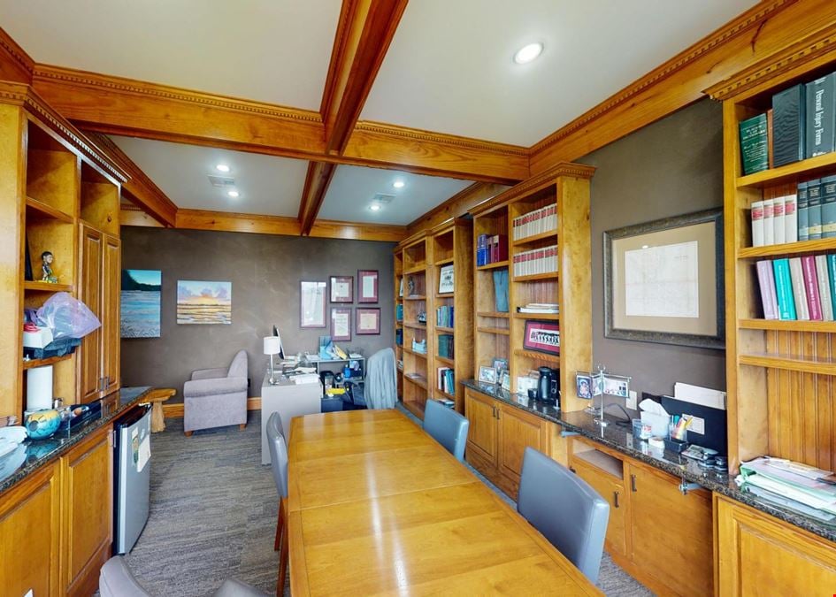 3201 General De Gaulle Drive