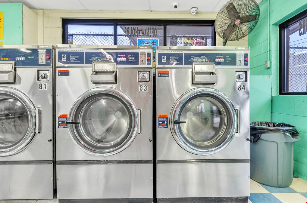 1205 N Franklin - Established Laundromat For Sale w/ Extra Lot