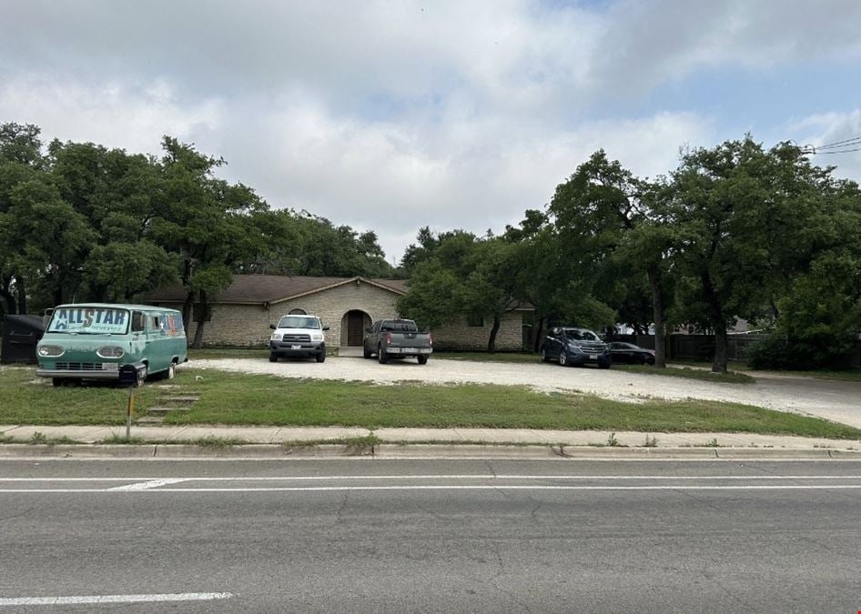 Standalone Office with Yard Space
