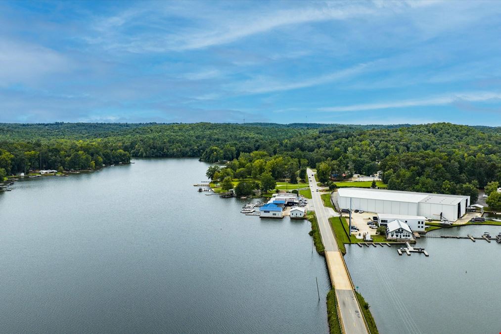 Momentum Marine at Lake Martin