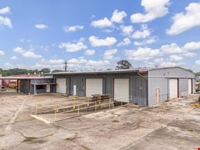 ±9,250 SF Office Warehouse with Dock off of S Choctaw Dr