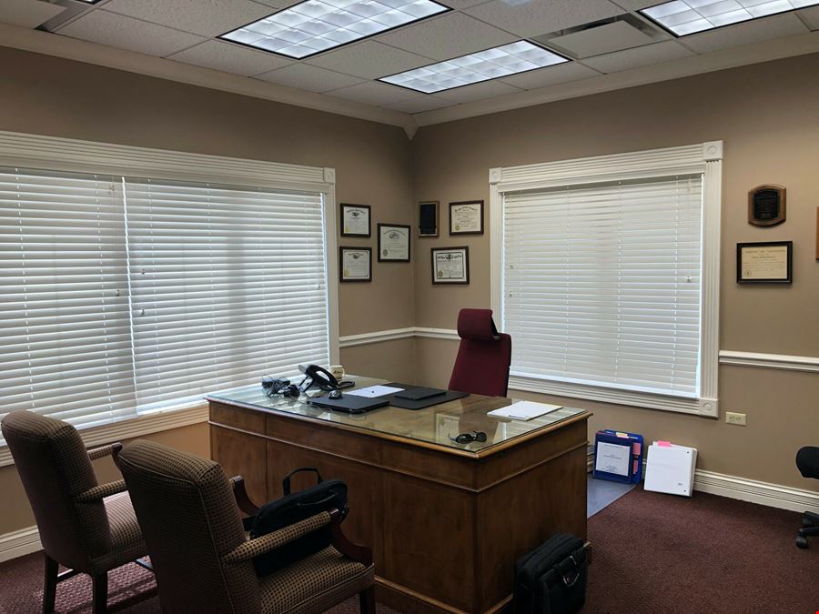 Office Condo for Sale in Aurora
