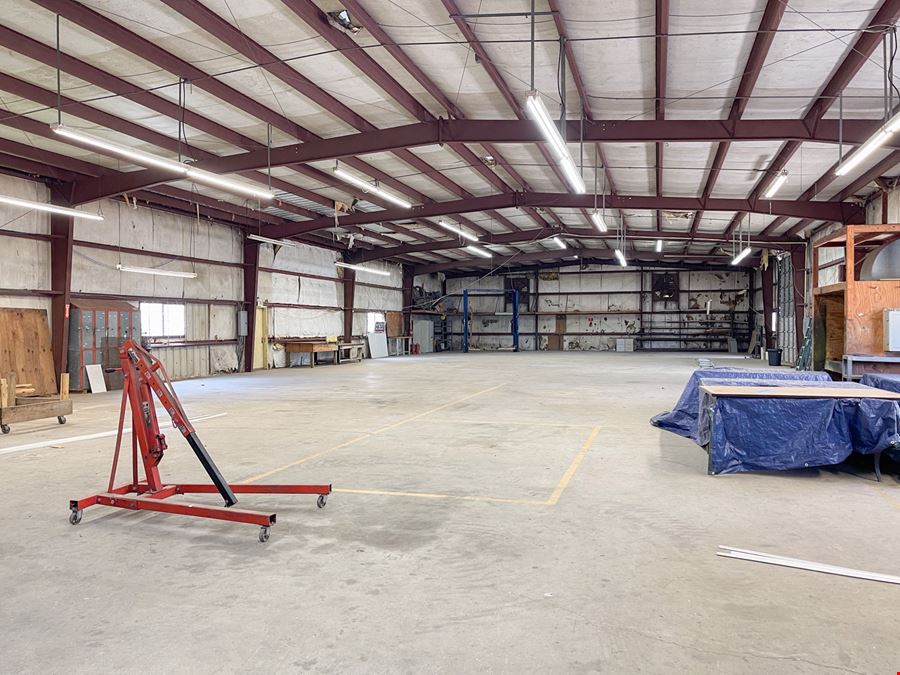 Fully Equipped Industrial Property near Major Roadways