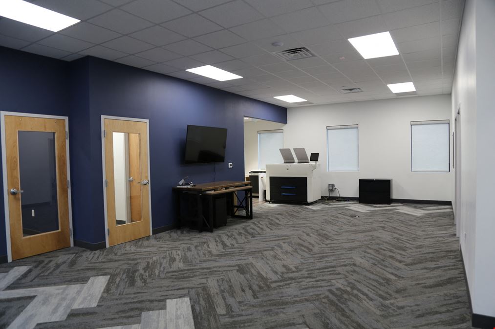 Markets West 1499 Office Suites
