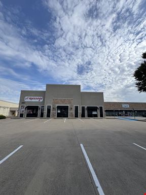 Cross Creek Shopping Center